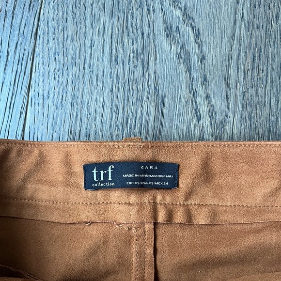 Zara Like New TRF Suede Skirt - Picture 5 of 6